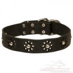 Collare di cuoio fatto a mano