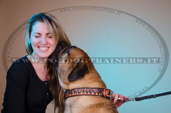 Collare in cuoio dipinto a mano "Fuoco" per Bullmastiff