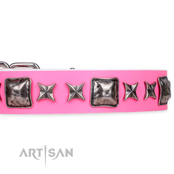 Collare Artisan Lady in Pink con borchie cromate