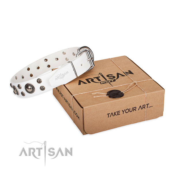 Collare White Jewel Artisan con scatola originale