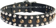 Collare in cuoio con borchie a semisfera e piramidi per cane Collare in cuoio con borchie a semisfera e piramidi per cane